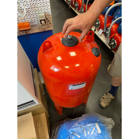 4elementsРасширительный бак Ultra-Pro 100L 1" G (Red) вертикальный Zilmet, изображение 3